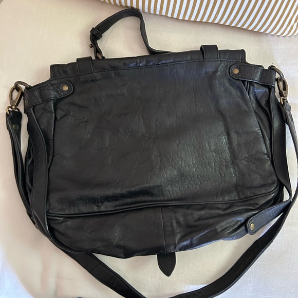 Comptoir Des Cotonniers Black Messenger Bag with Durable Design - Picture 2 of 4